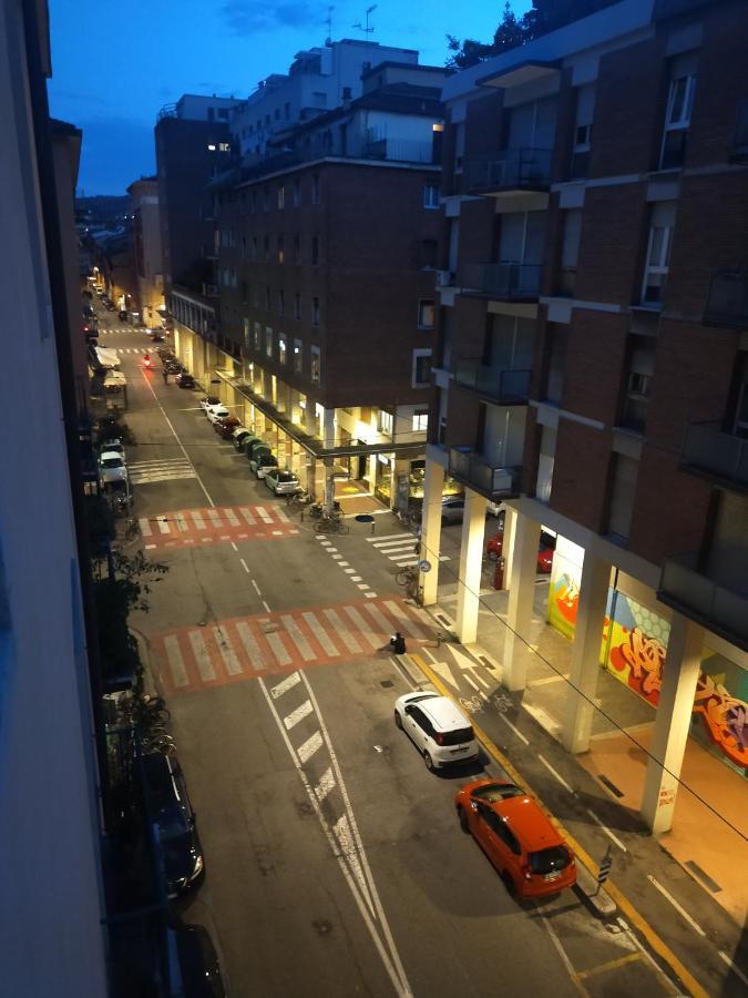 B & B Via Borgo Di San Pietro Bologna Eksteriør bilde